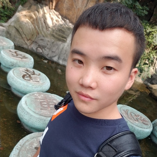 找个愿意和你说废的照片