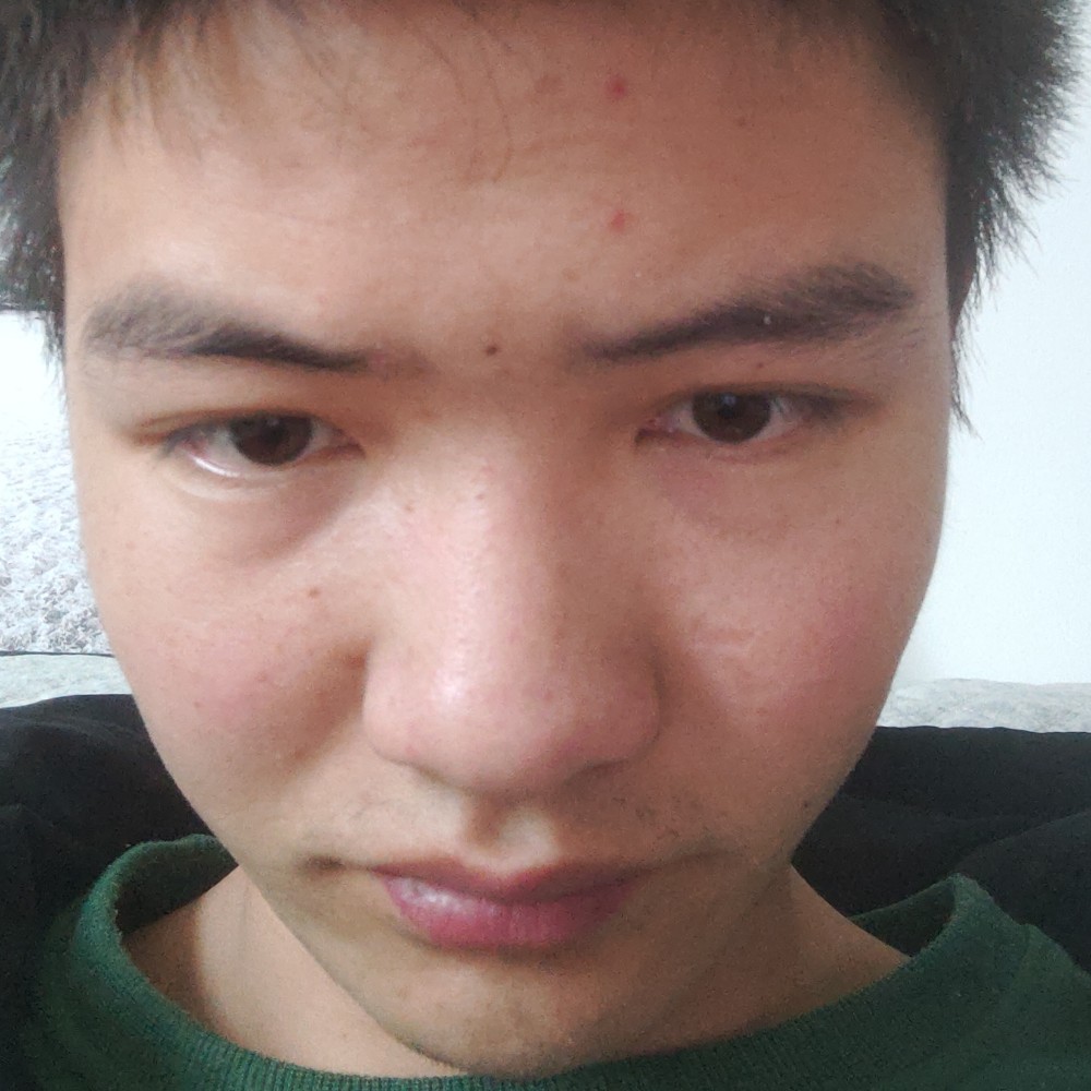 土豪挽手小蜜蜂的照片