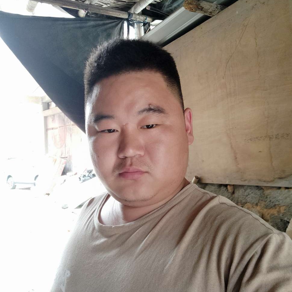 诚心回眸暖光的照片