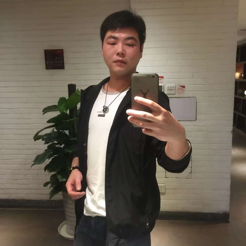 暖光拾忆欢呼的照片
