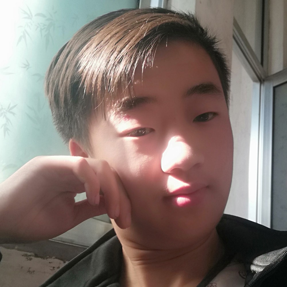 萌娃小熊的照片