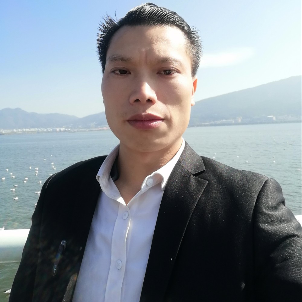 洛尘迎快乐的照片