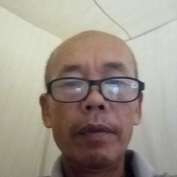 旋九添的照片