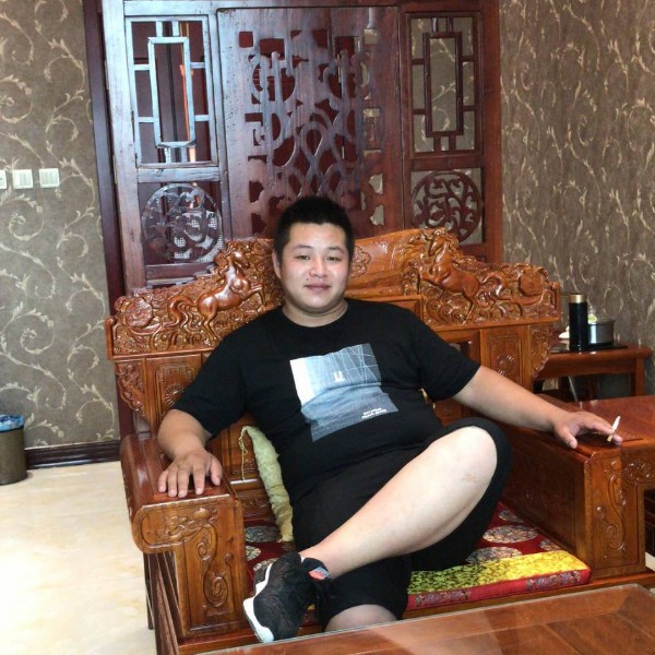只想当个守护者的照片