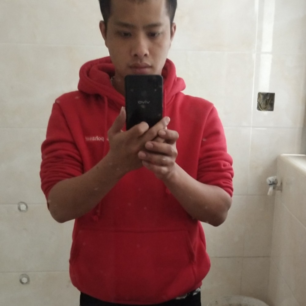 优美成哥哥的照片