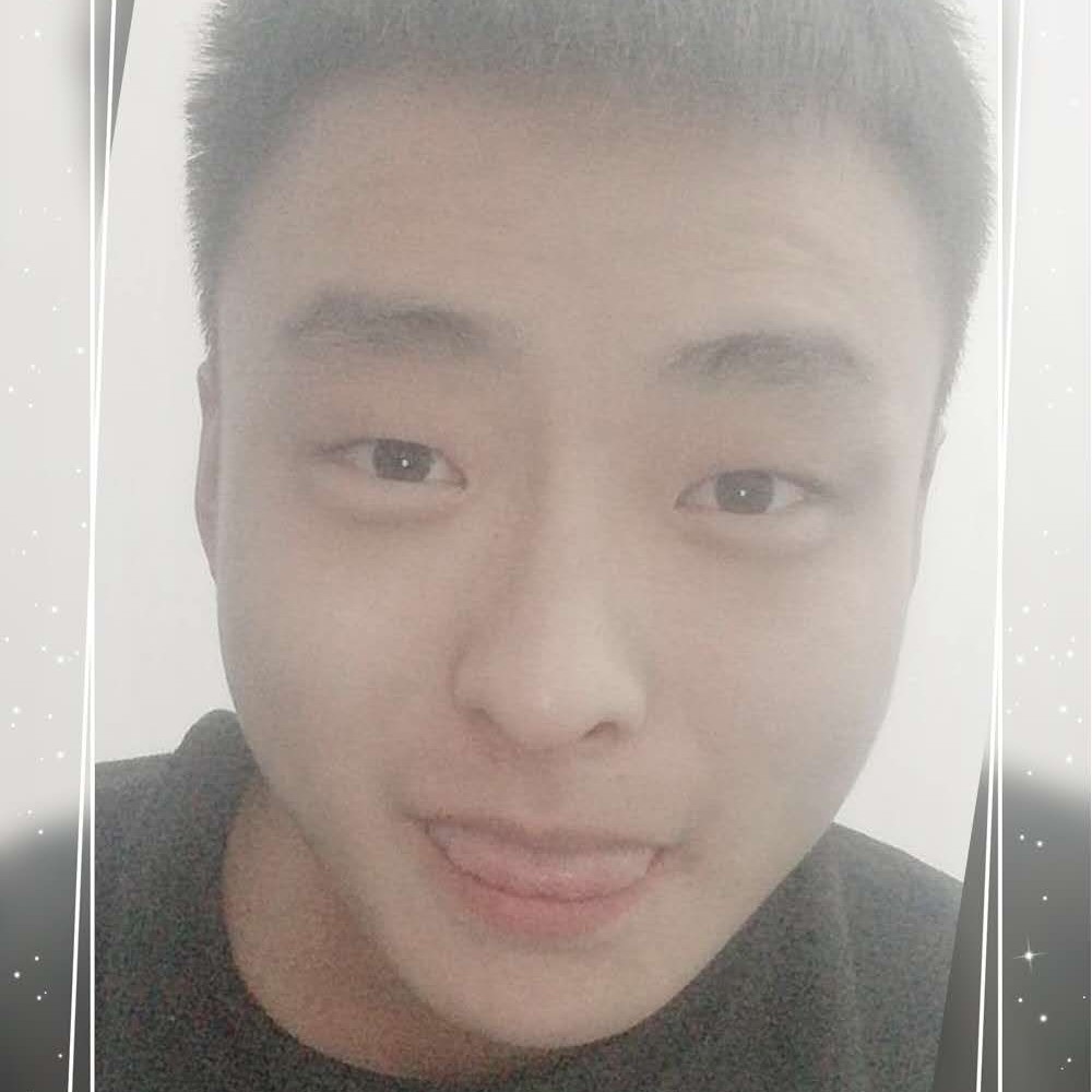 偶尔动个情的照片