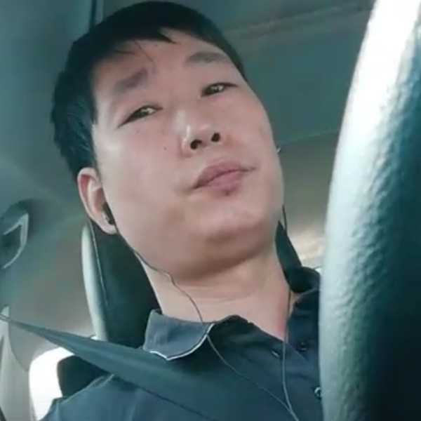 情由天定的照片