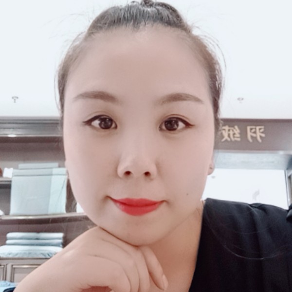 内向打戒指的照片