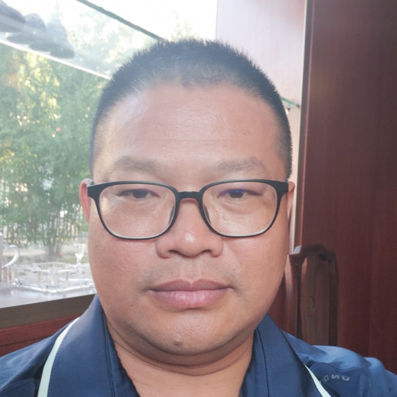 大船挽手舒适的照片