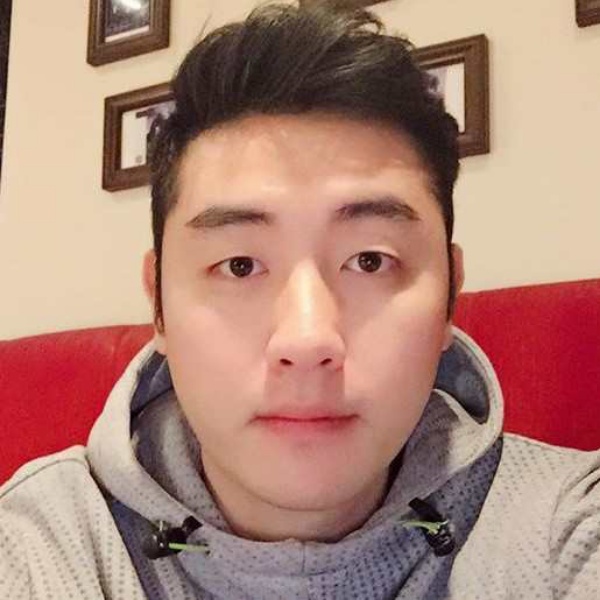 翔坚尼的照片