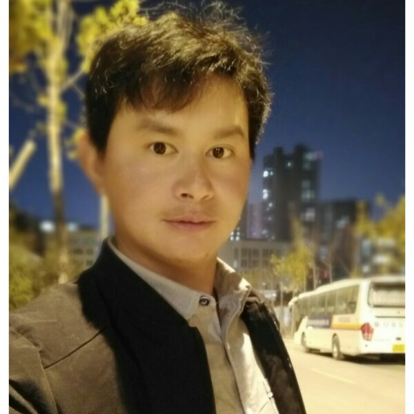 你好，喜欢他的照片