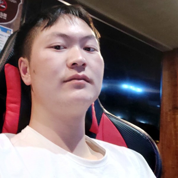 哑铃浅吻踏实的照片