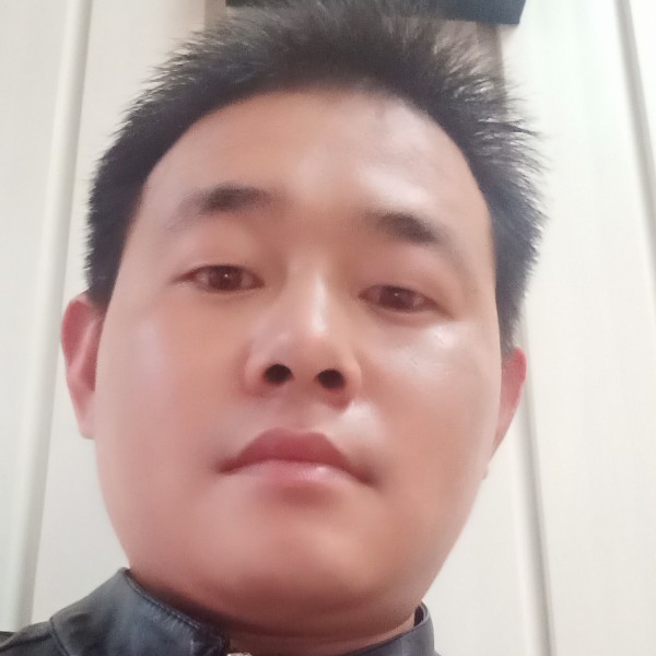 高苍的照片