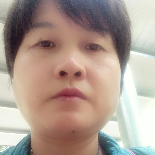 阳光下的哭泣的照片