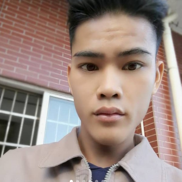 谈然一笑的照片