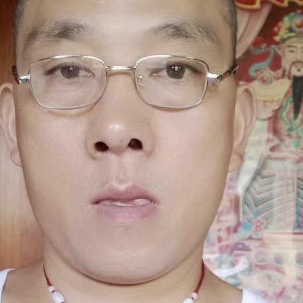 滑板斯文的照片