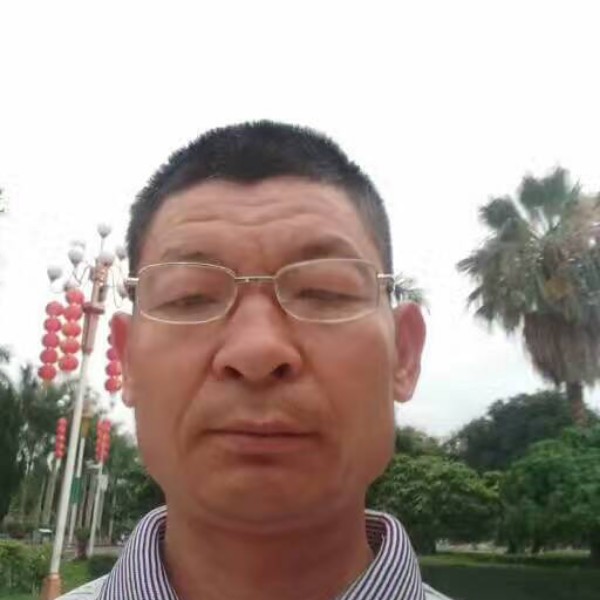 聪明向火龙果的照片