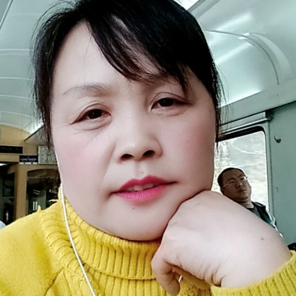幸福有草莓的照片