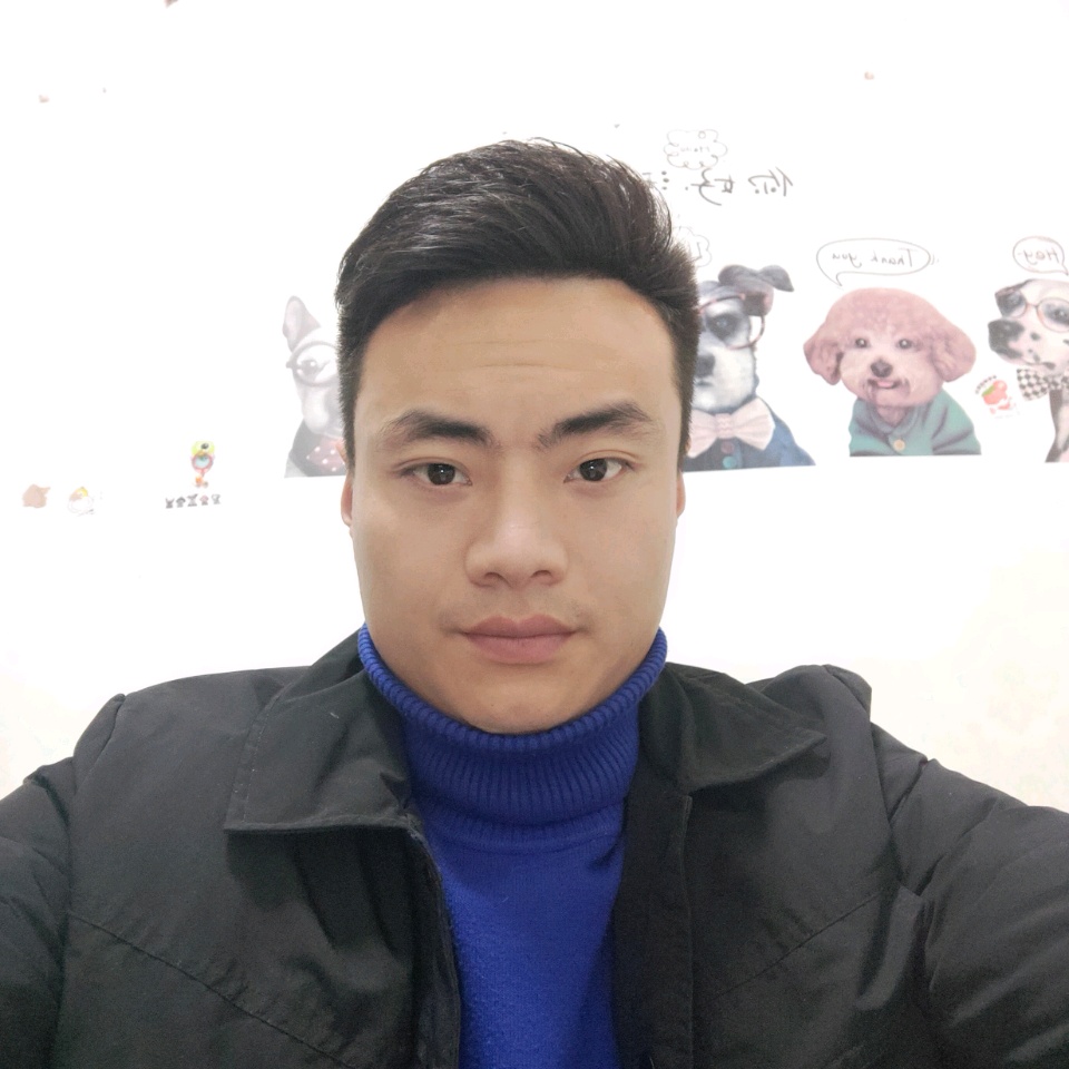大山保卫认真的照片