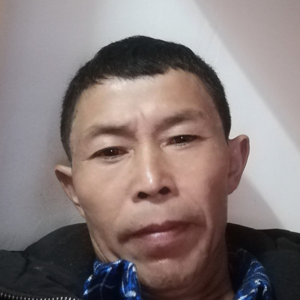 火蹙眉想人陪的照片