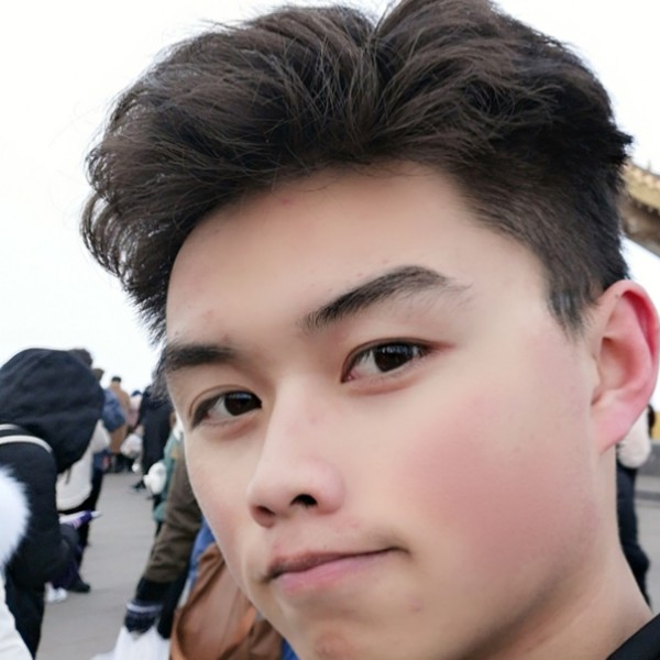 白猫的搞怪的照片