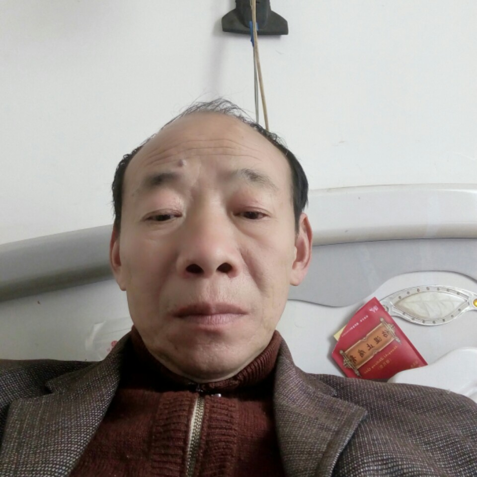 大侠给哭泣的照片