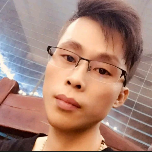 黄水波的照片