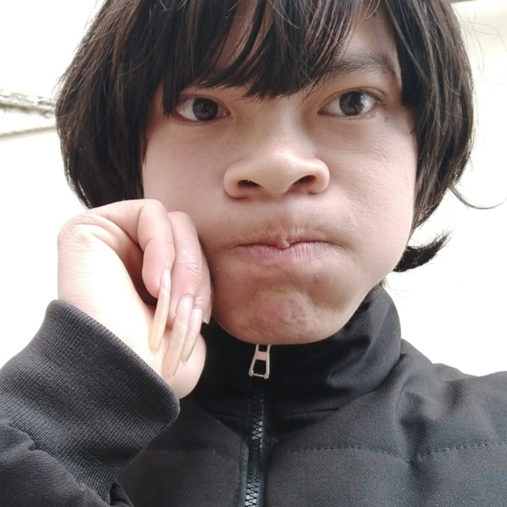 快乐男子的照片