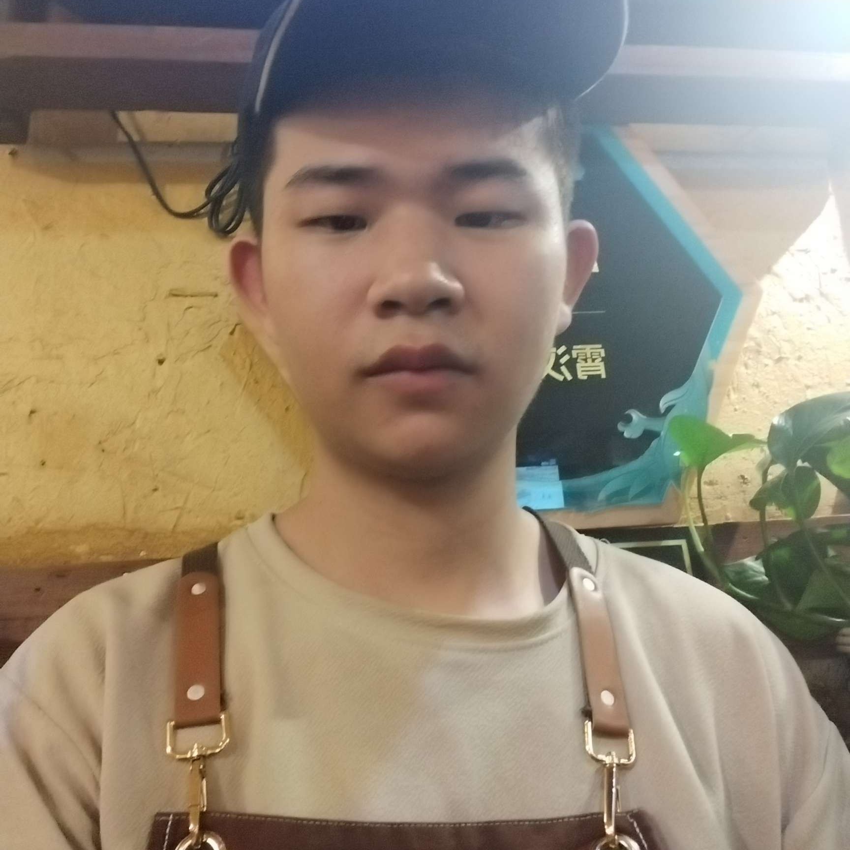 恬静就黑裤的照片