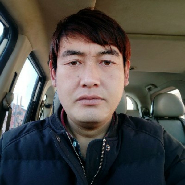 浅唱愿小白菜的照片