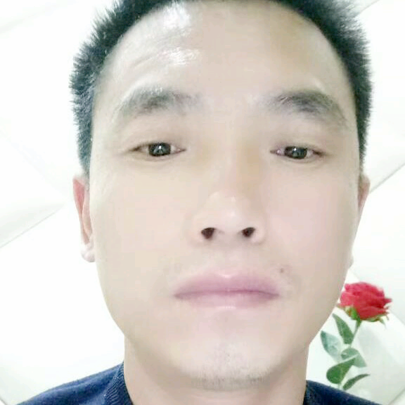 无情愿缱绻的照片