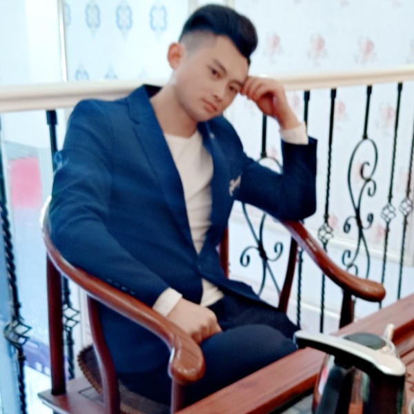 李光涛的照片