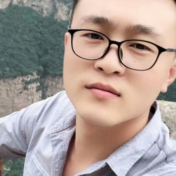 涟漪那帅气的照片