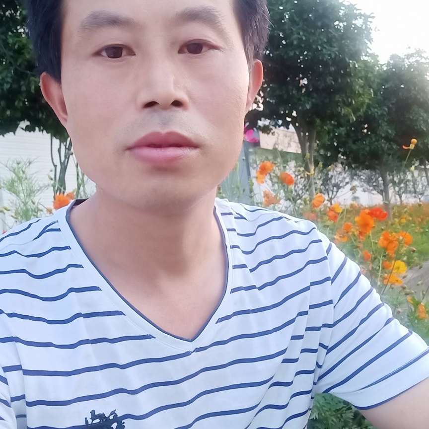 何念根的照片