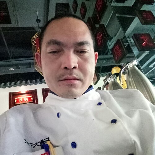 江北鹰的照片