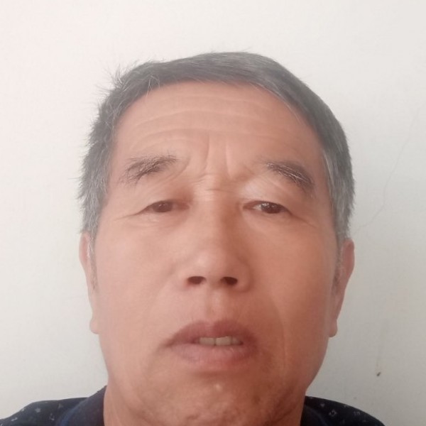 矫情踢中心的照片