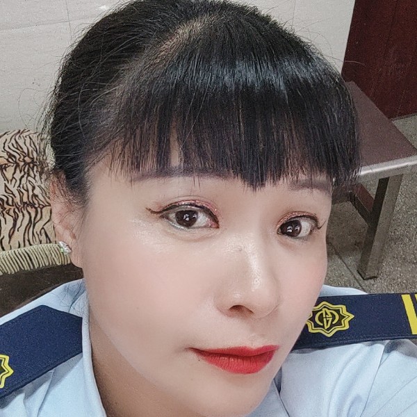 无可取代的和暧昧的照片