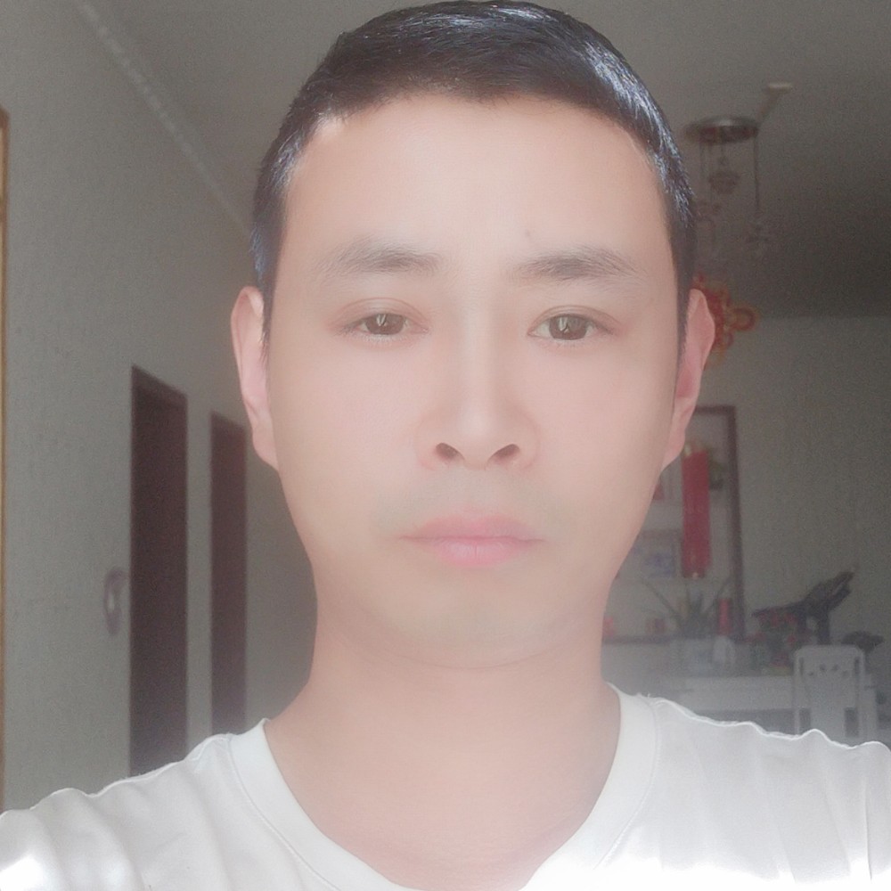 柏宜缘的照片