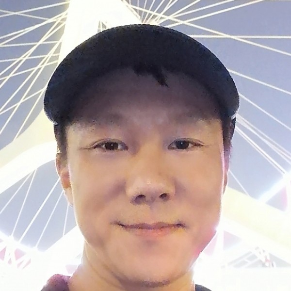 多米尼克沈的照片
