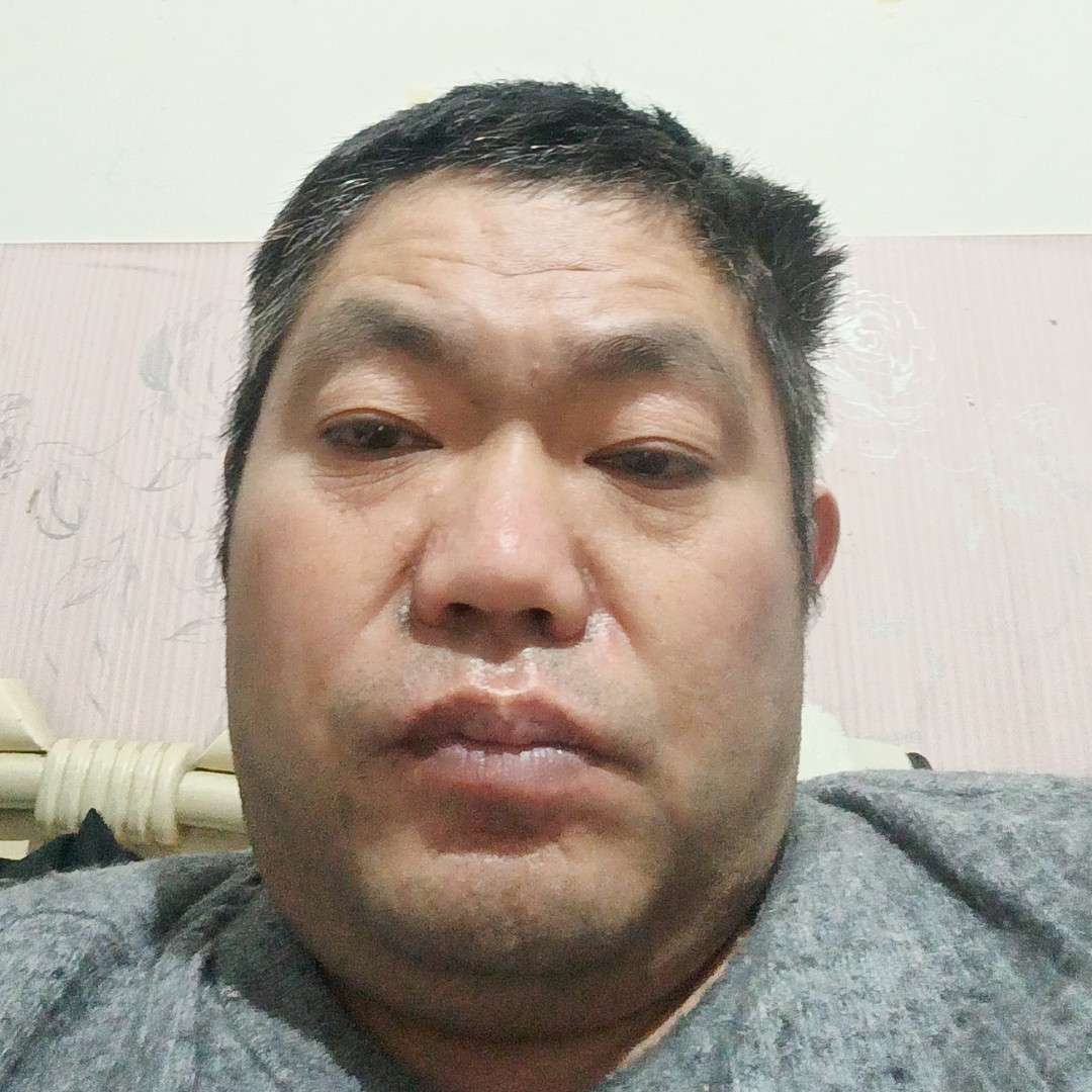 绿草说亲爱的的照片