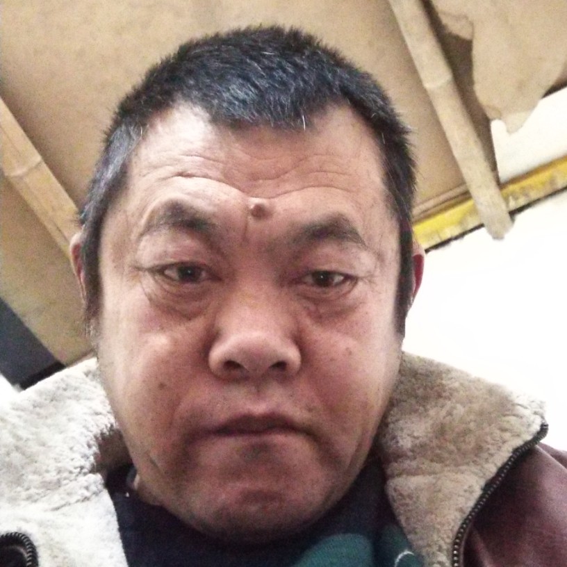 随嵘的照片