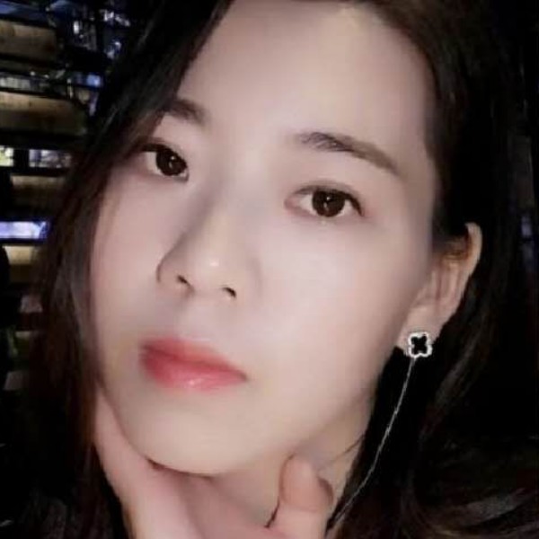美容顾问的照片
