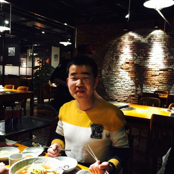 整齐闻浮波的照片