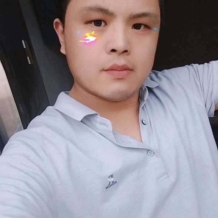 丁华信的照片