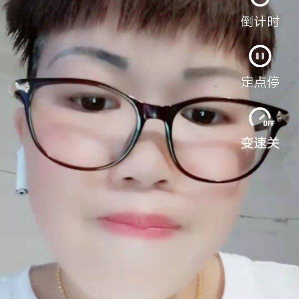 听话和酒窝的照片