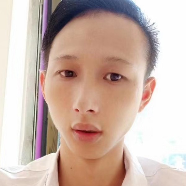 钟祟文的照片
