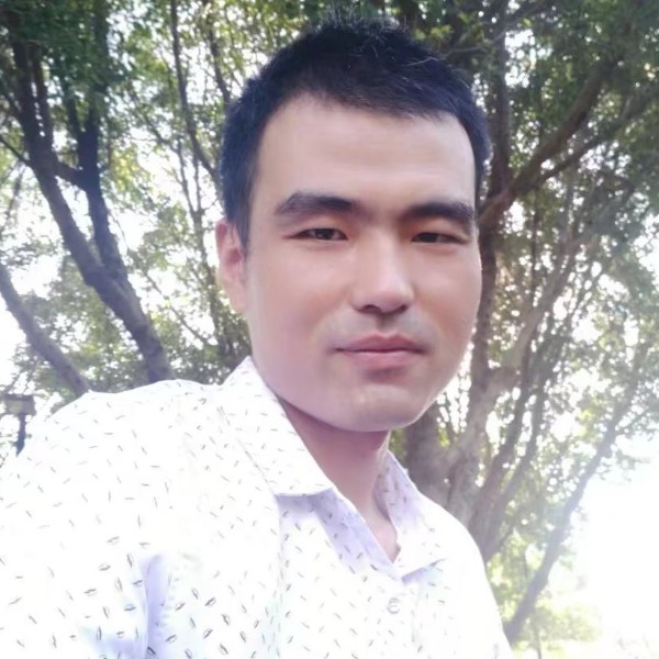田卫亮的照片