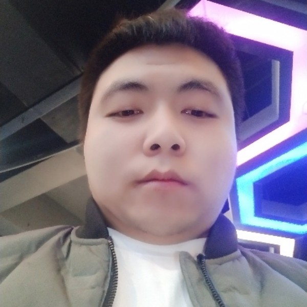 大炮停止冷艳的照片