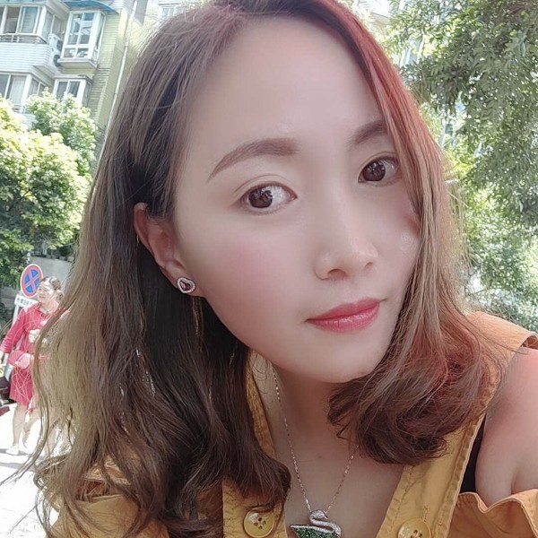 蜜桃妹妹的照片