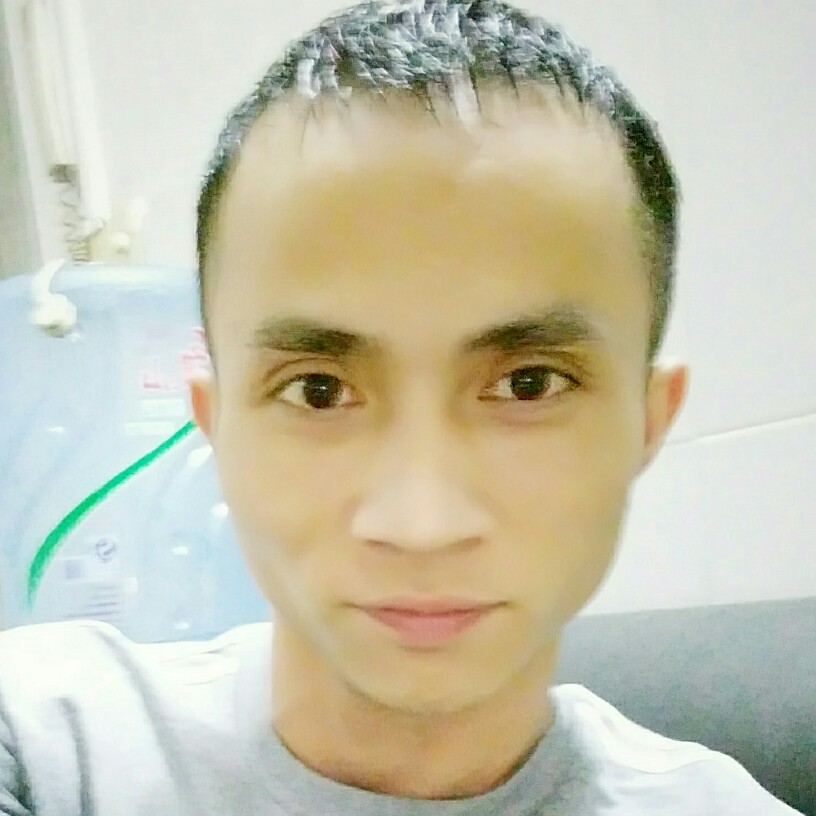 琉璃俏皮的照片